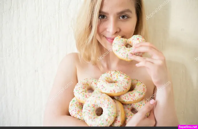 Donuts OnlyFans Thumbnail #RtB6IFqvn2