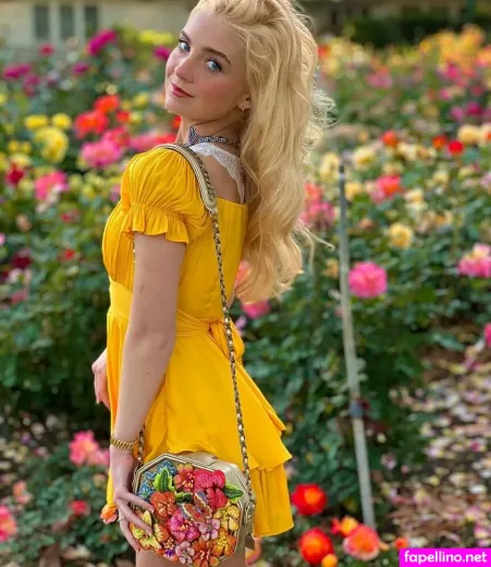 Dora Dolphin OnlyFans Thumbnail #IUYg0Kb4aN