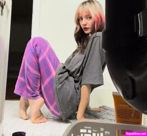 Dora Jar OnlyFans Thumbnail #gaPhyUsXz4