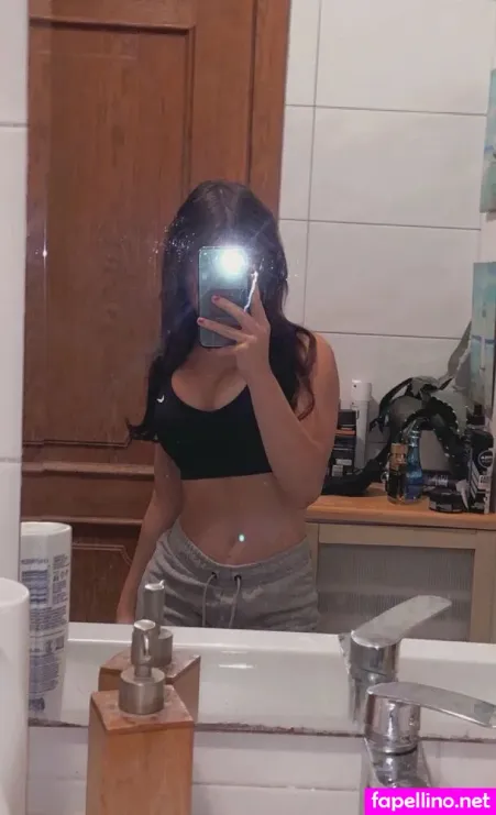Doreen Gnadi OnlyFans Thumbnail #OHXsmKEUMa