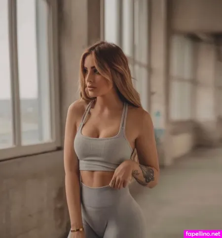 Doreen Petrova OnlyFans Thumbnail #ivZIFoTk3s