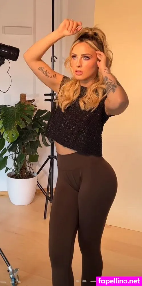 doreenpetrova_ Nude Leaked OnlyFans Photo #vkT6noFEZ8