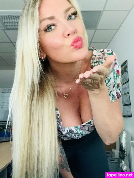 Doroausberlin OnlyFans Thumbnail #bAddPCr7bx