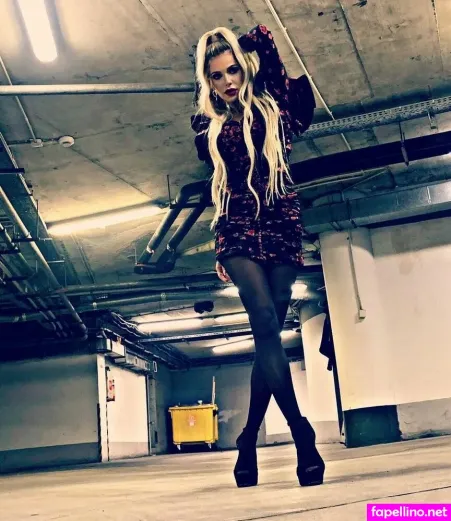 Dorota Rabczewska OnlyFans Thumbnail #btovuAJGxg
