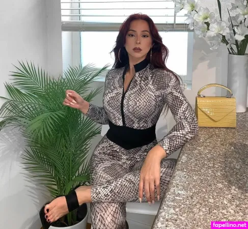 Dorothy Mannine OnlyFans Thumbnail #TQRAQvsGyE