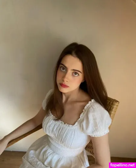 Dorozea OnlyFans Thumbnail #DHBCwSWlWG