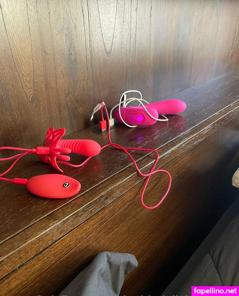 double_delicious_queen, doubledeliciouschick Nude Leaked OnlyFans Photo #cl3mjrb0St