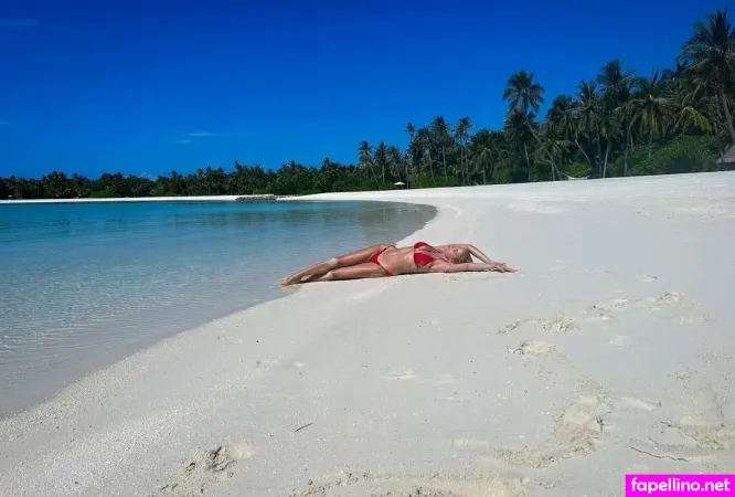 Doukissa Nomikou OnlyFans Thumbnail #7J0cnFE0Nl