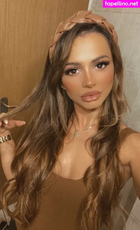 Doutzenxo OnlyFans Thumbnail #HTFlrjtBAU