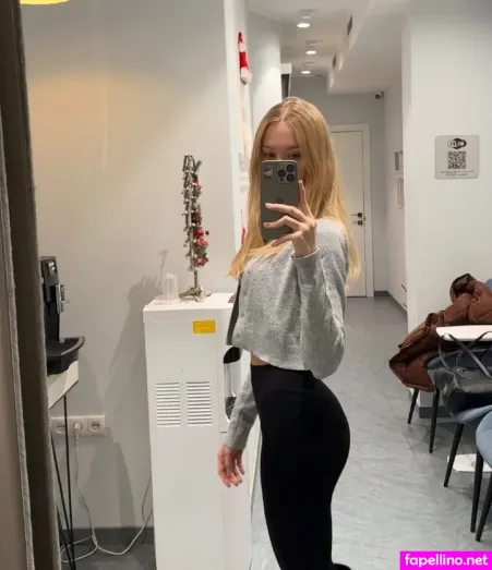 Douxchatte Susupusy OnlyFans Thumbnail #luMFlI54vz