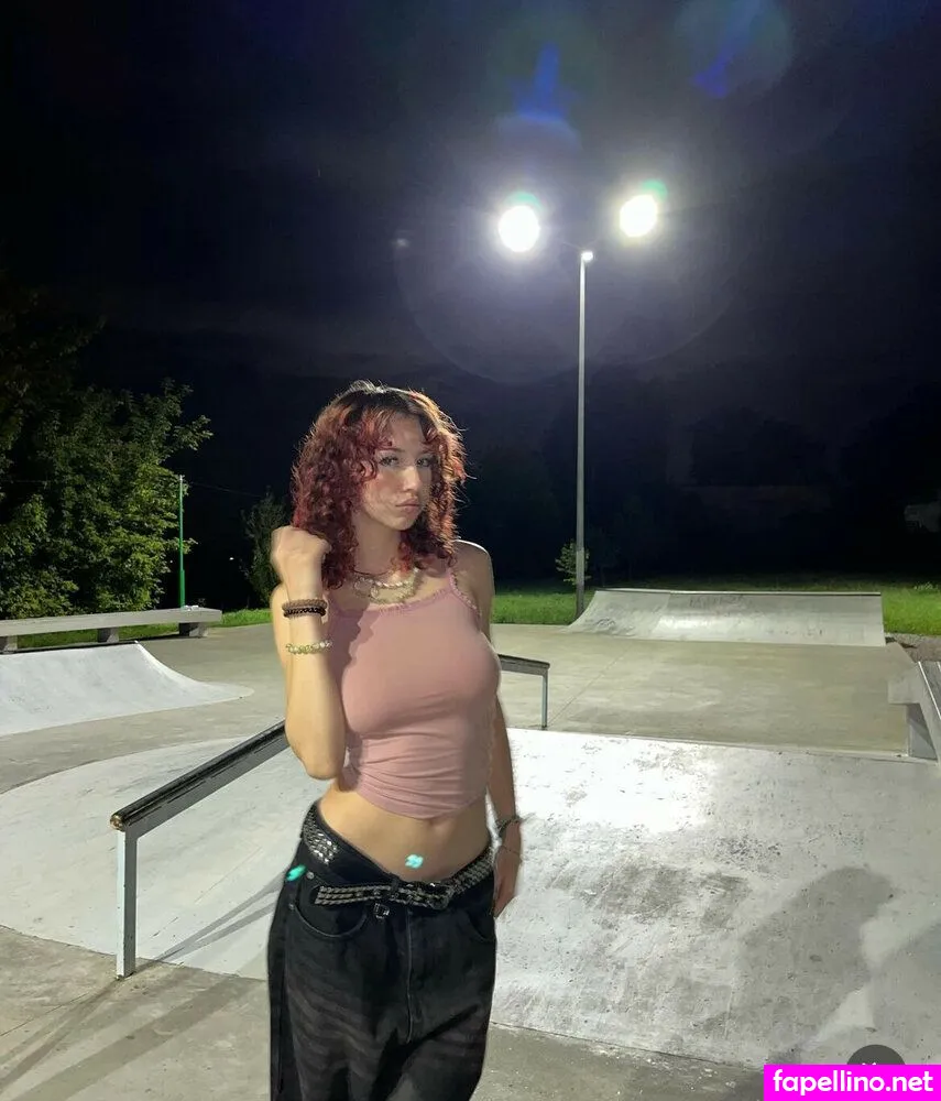 dpuw_, maybe_pretty_, patuwuu, zoya_maybe_pretty Nude Leaked OnlyFans Photo #CBYrvtG5x3