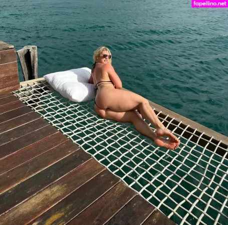 Dr Colette Larsen 1 OnlyFans Thumbnail #4OdUVJVCov