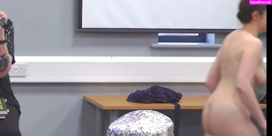 Dr Victoria Bateman OnlyFans Thumbnail #fDL64eyQX2