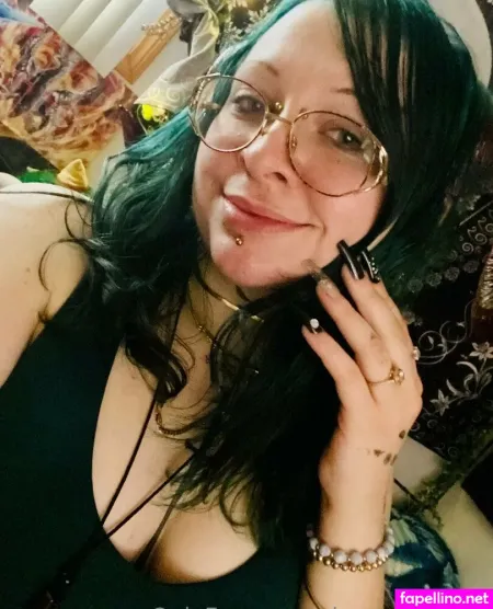 Dragoness42069 OnlyFans Thumbnail #0TB8xHTqnw