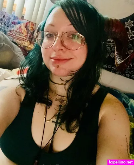 Dragoness42069 OnlyFans Thumbnail #GbGNOjsGNV