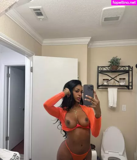 Drayadominicana OnlyFans Thumbnail #n1jylmaXI8