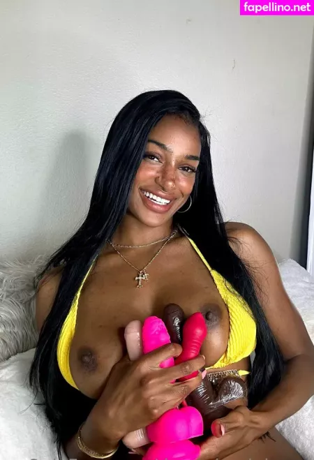 Drayadominicana OnlyFans Thumbnail #wEdO0C3Th2