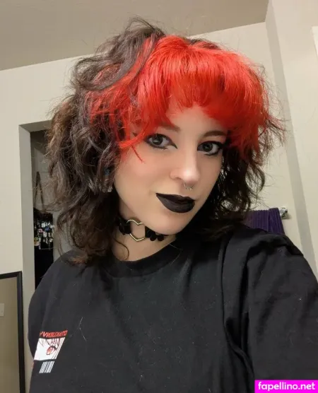 Dreadwolfcosplayfree OnlyFans Thumbnail #qLmC7Bhtvu