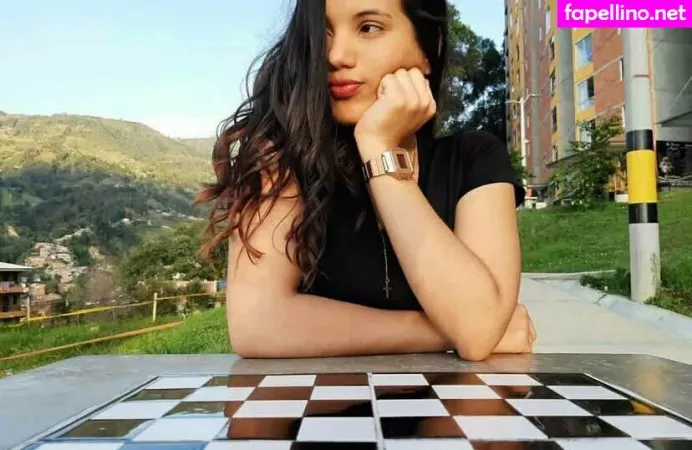 Dreamella69 OnlyFans Thumbnail #F4H1kOWXfD