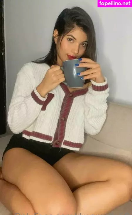 Dreamella69 OnlyFans Thumbnail #nIw8xIEY7L