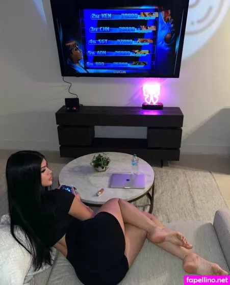 Dreamgirl229 OnlyFans Thumbnail #QszBfKKWrd