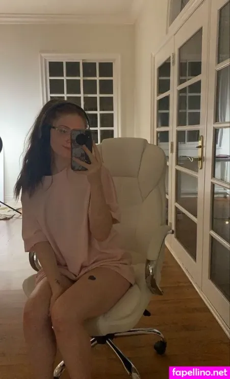 Dreamlikegia OnlyFans Thumbnail #HWbC6A7c2V