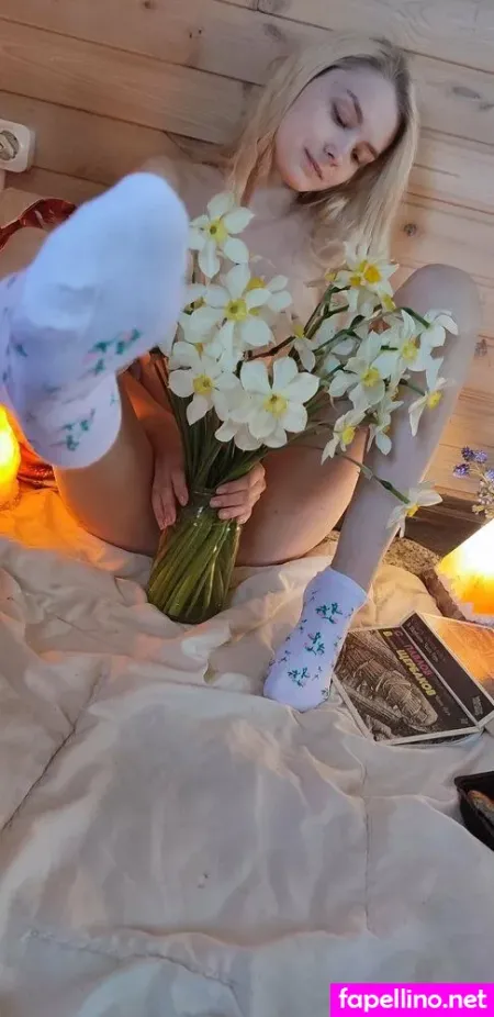 Dreamlilo OnlyFans Thumbnail #YAz6lFUSz5