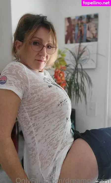 Dreampixsxm OnlyFans Thumbnail #oxIlM6ROQj