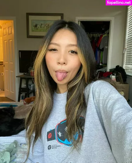 Dreamyasiangirlvids OnlyFans Thumbnail #g0g9zLSLLC