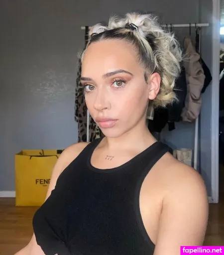 Dregoldi OnlyFans Thumbnail #mGi2nEq0D5