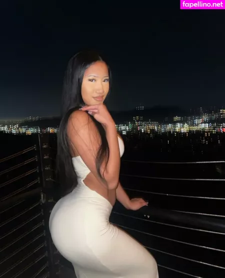Drew Valentina OnlyFans Thumbnail #5iyAgEp5tR