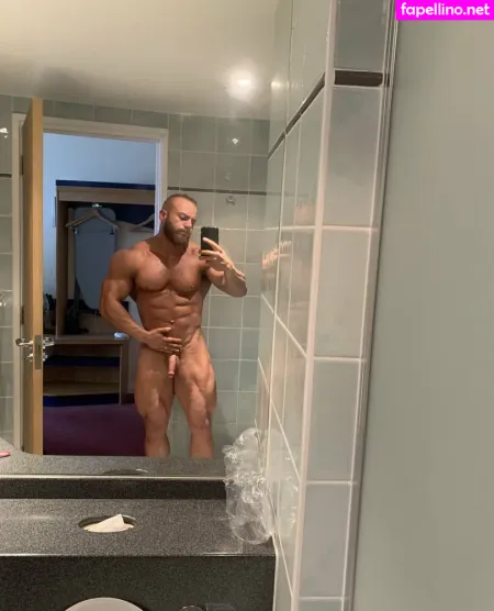 Drewalexander OnlyFans Thumbnail #e3SnTTgYgw