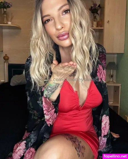 Drhoneysweet OnlyFans Thumbnail #PZMjYiMRaR