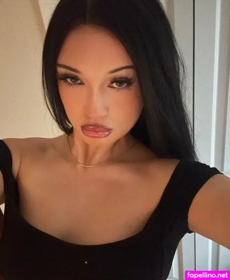 Drinkswithdee OnlyFans Thumbnail #GPaKkA6Zs4