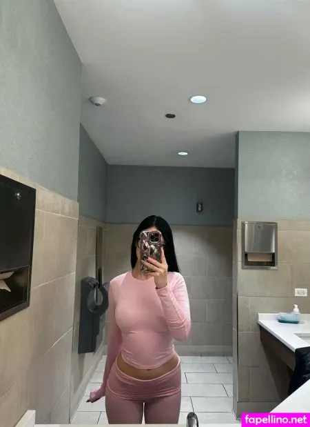 Drinkswithdee OnlyFans Thumbnail #rhhuv8nQ6m