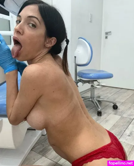 Drlilypeach OnlyFans Thumbnail #vRdNgKMVK9