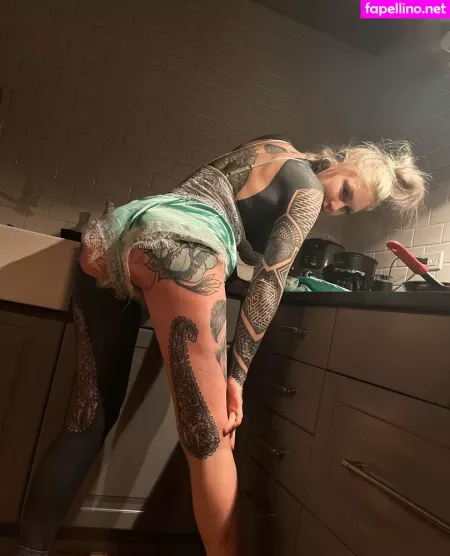 Droptopsavage OnlyFans Thumbnail #GtE2SF7t8Q