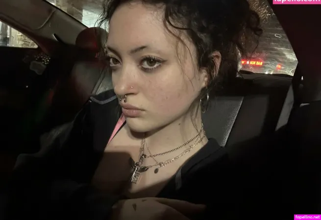 Droseriia OnlyFans Thumbnail #krak60HXPf