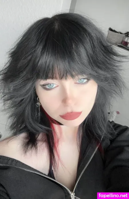 Drowsylio OnlyFans Thumbnail #CWNAo3hAv1