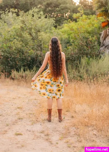 Duchess Satine OnlyFans Thumbnail #WD1XPvXVBH