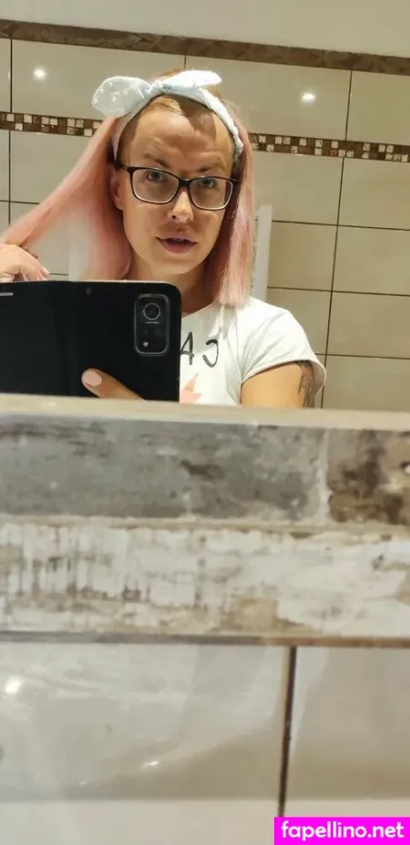 Duckyisone OnlyFans Thumbnail #Yjz3Kv1W9G