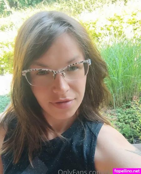 Duckyisone OnlyFans Thumbnail #yAM9EzH0qZ