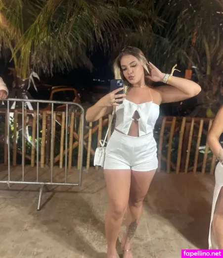 Duda Soares OnlyFans Thumbnail #3f8WQTVbWi