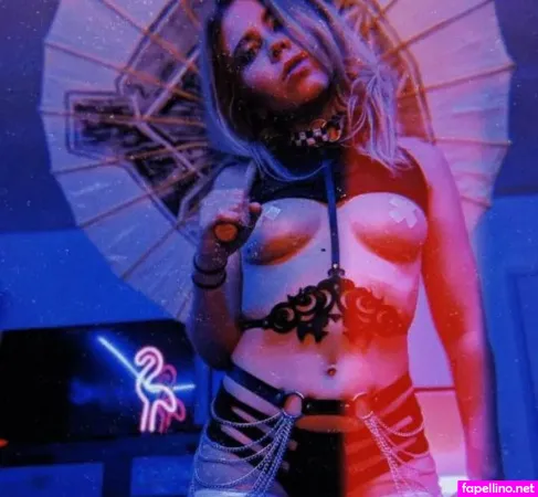 Duhnayyylee Main Profile Photo