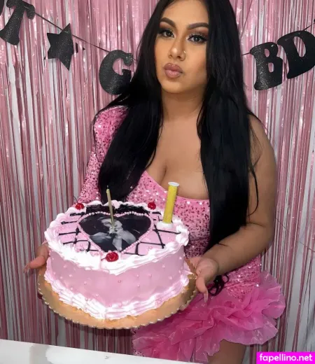 Dulce Castaneda OnlyFans Thumbnail #5P8Cc6WcQO