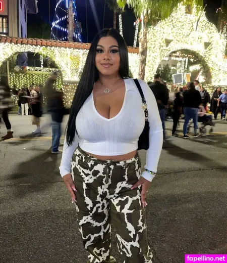 Dulce Castaneda OnlyFans Thumbnail #B3hpcq85Yk