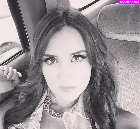 Dulce Maria OnlyFans Thumbnail #2IkoDp5bC0