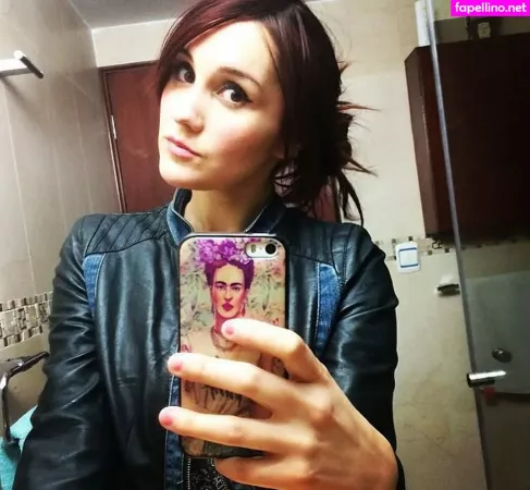 Dulce Maria OnlyFans Thumbnail #8EwBrvgxnI