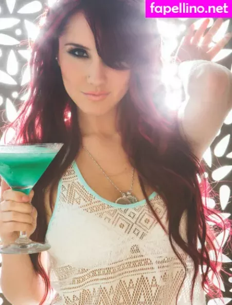 Dulce Maria OnlyFans Thumbnail #K8rd5vKupj