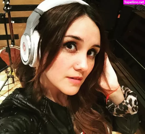 Dulce Maria OnlyFans Thumbnail #NgAXdvHUnc